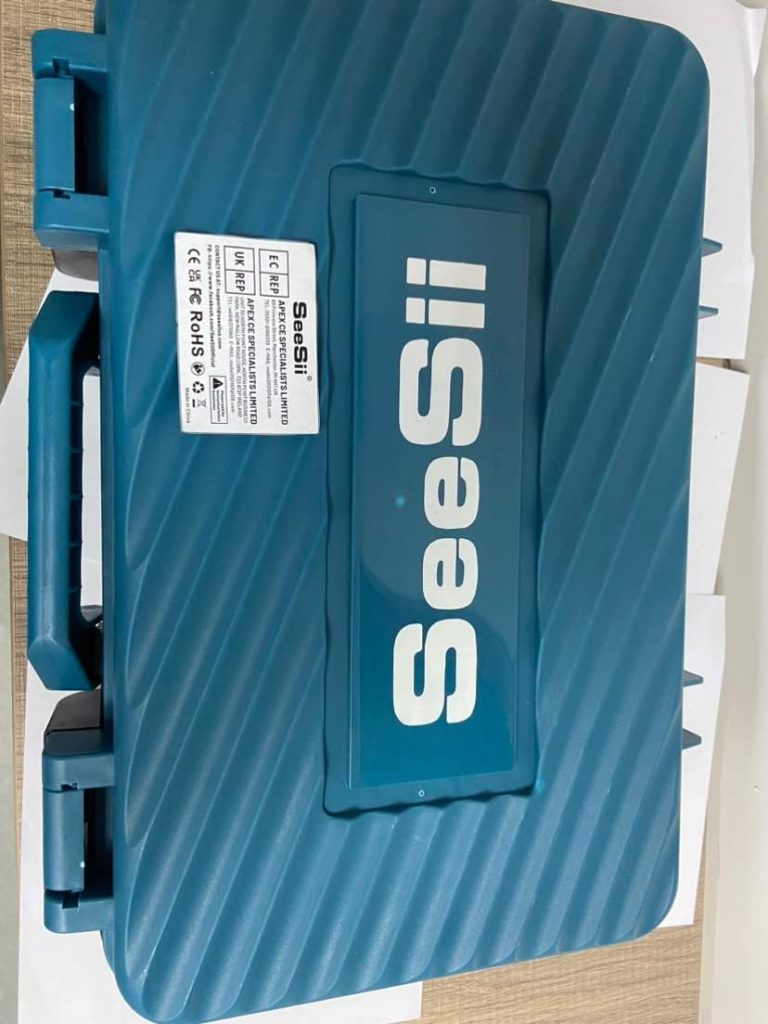 Clé à Chocs Sans Fil Brushless, Seesii 650Nm Boulonneuse a Choc Electrique avec Deux Batteries 4.0Ah 21V, Visseuse à chocs Fréquence dimpact 3000 IPM/ 3300RPM, avec 6 Douilles à Chocs, WH700