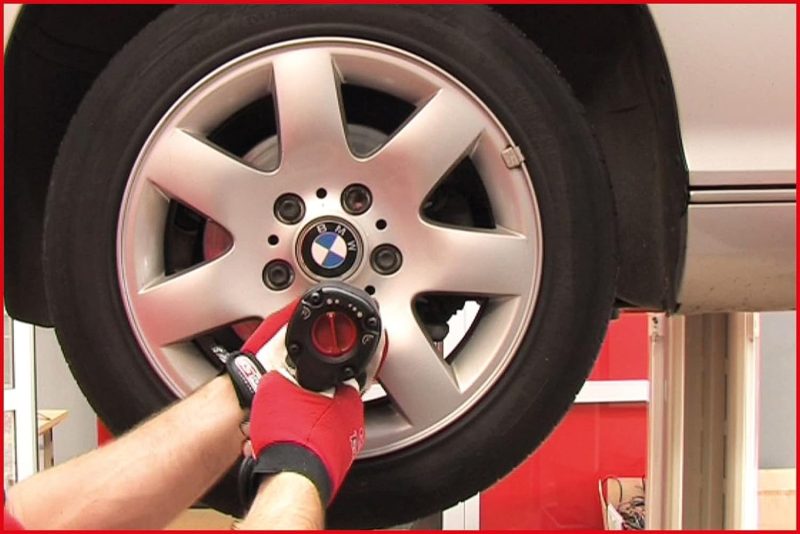 KS TOOLS 515.1210 - Clé à Choc Pneumatique Monster 1/2 - Boulonneuse à Choc Haute Performance - Électrique 3 Réglages - Outil pour Travaux sur Automobiles - Puissance Jusqu’à 1690 Nm Noir/Rouge
