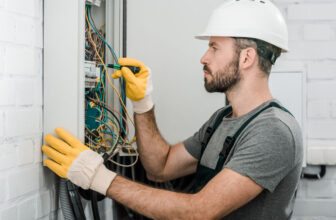 Pourquoi embaucher un électricien professionnel ?