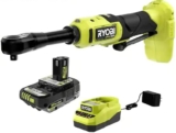 RYOBI ONE+ Clé à cliquet sans fil 18 V 3/8&Prime; avec 1 batterie 2,0 Ah et chargeur