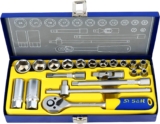 S&R Coffret Douilles 20pcs avec Clef à Cliquet 3/8&Prime; avec jeu de douilles + 2 Rallonges + Manche T + Adaptateurs bougies auto. Boite en Métal